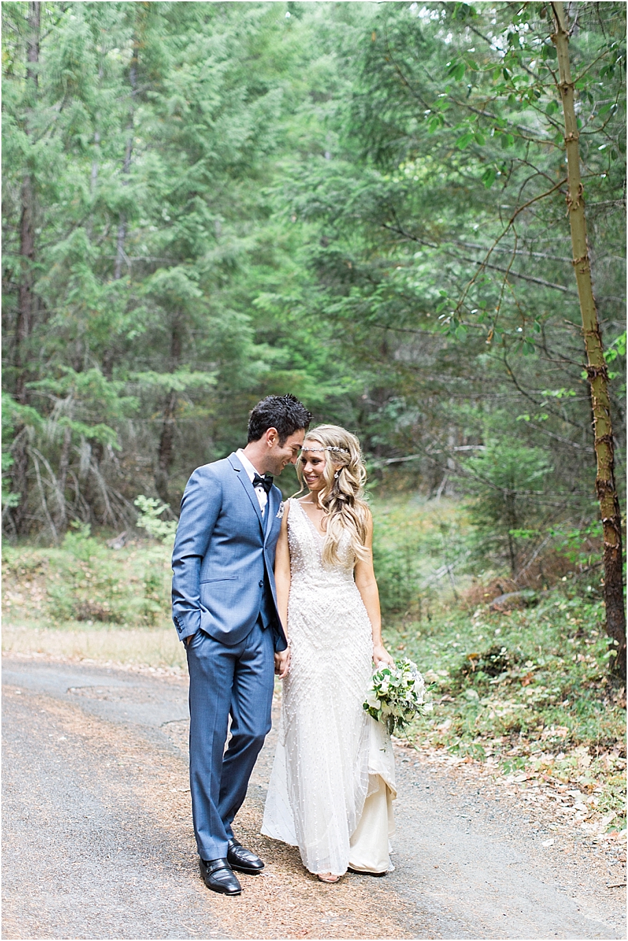 11_bride-and-groom-walking-on-path