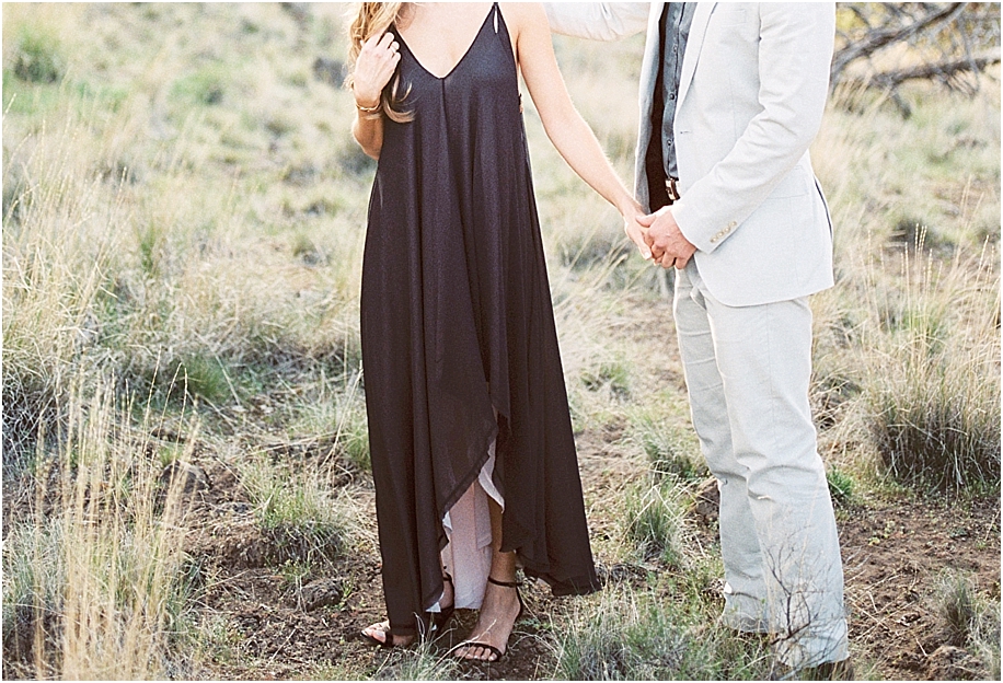 long-flowy-black-dress-for-windy-smith-rock-engagement-session