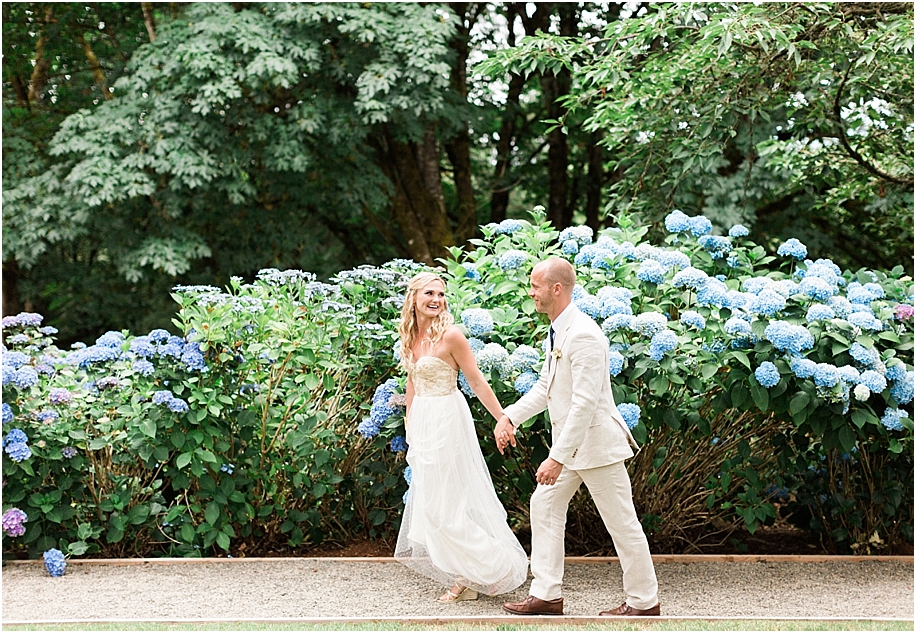 Wildflower-Backyard-Salem-Oregon-Wedding-by-Amanda-K-Photography0711-108A1340