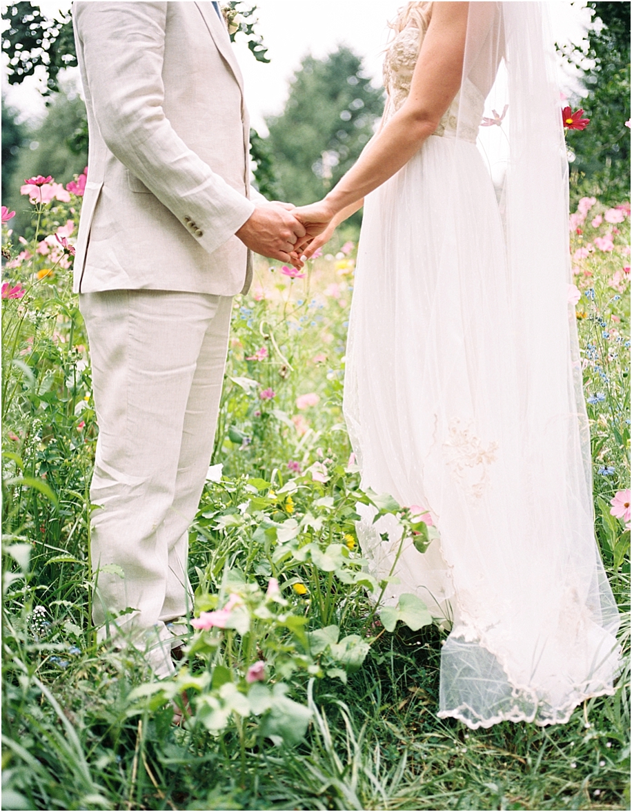 Wildflower-Backyard-Salem-Oregon-Wedding-by-Amanda-K-Photography0729-4451_10