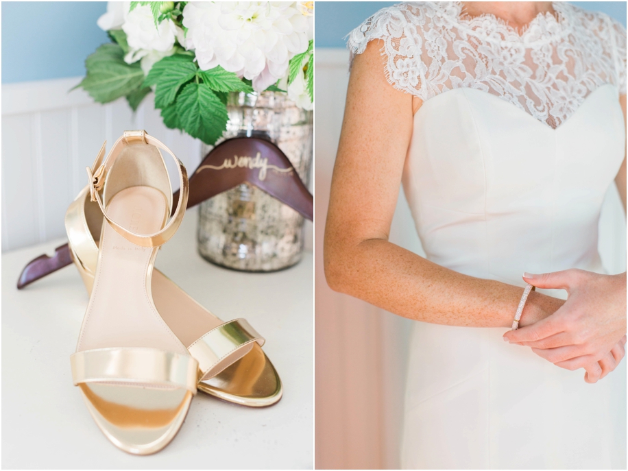 4_gold-shoes-for-beach-wedding